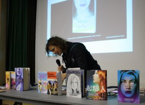 During a Dec. 5 visit to DPMHS, author Lissa Price discusses her books aimed at the young adult audience. Photo by Angelo Marmol