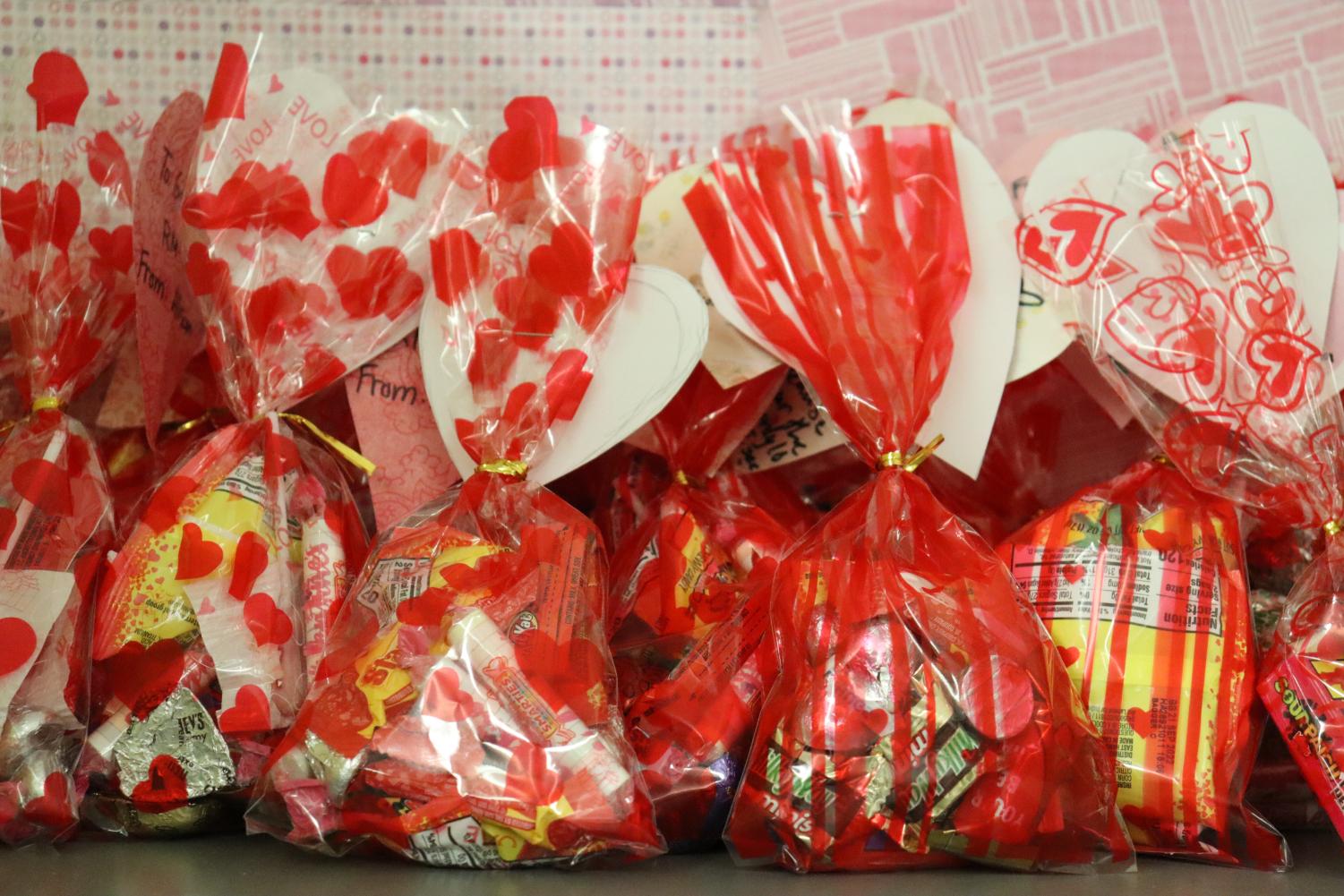 Valentine’s Day sweetly celebrated by students – The Pearl Post